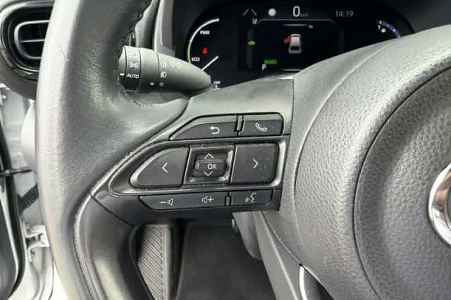 Toyota Yaris Cross (2022) thumbnail 16