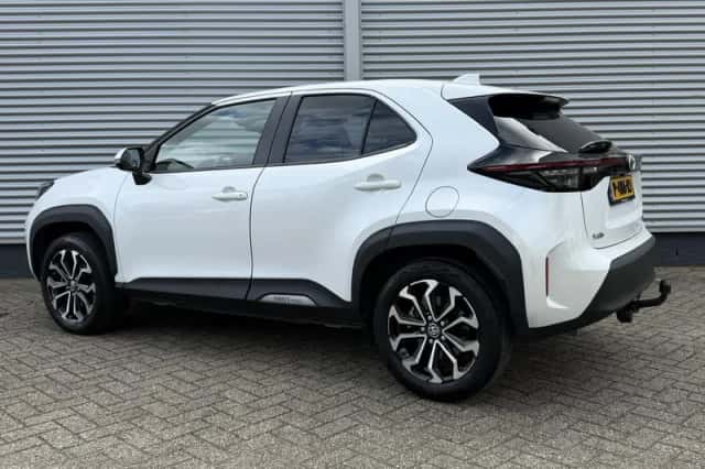 Toyota Yaris Cross (2022) thumbnail 3