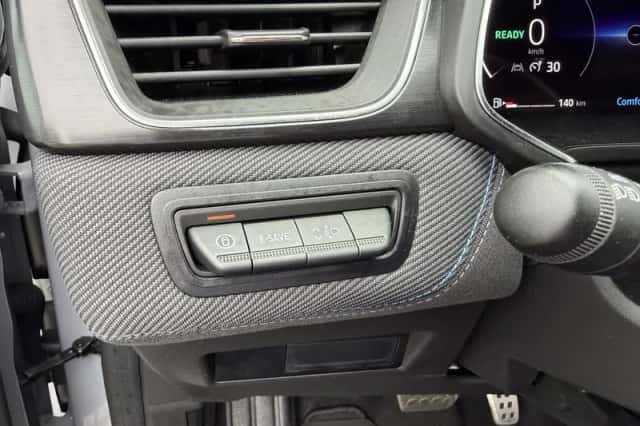 Renault Captur (2024) thumbnail 20