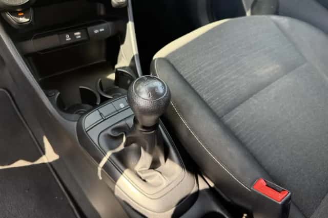 Kia Picanto (2018) thumbnail 24
