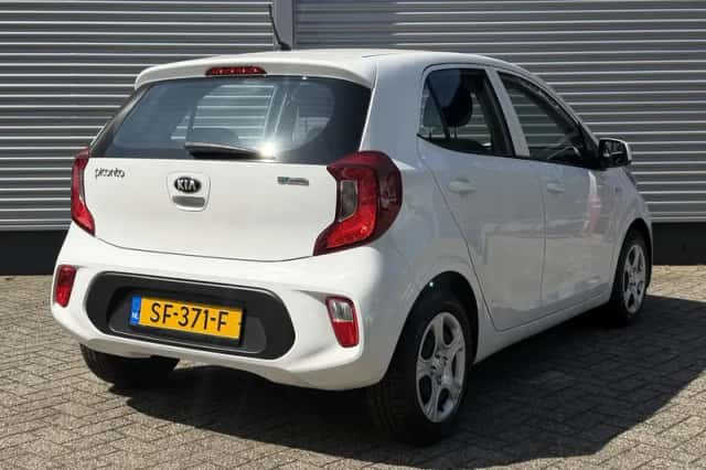 Kia Picanto (2018) thumbnail 5