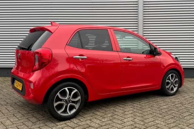 Kia Picanto (2021) thumbnail 5