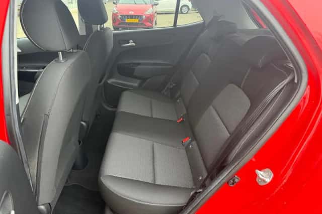 Kia Picanto (2021) thumbnail 10