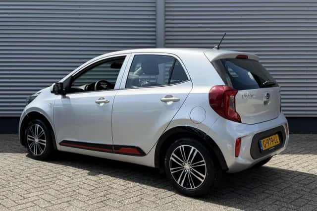 Kia Picanto (2019) thumbnail 3