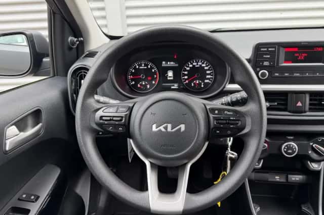 Kia Picanto (2022) thumbnail 12