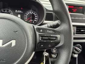 Kia Picanto (2022) thumbnail 13