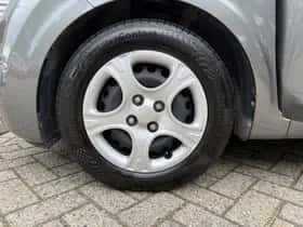 Kia Picanto (2022) thumbnail 20