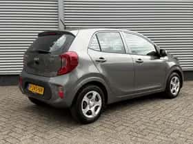 Kia Picanto (2022) thumbnail 5