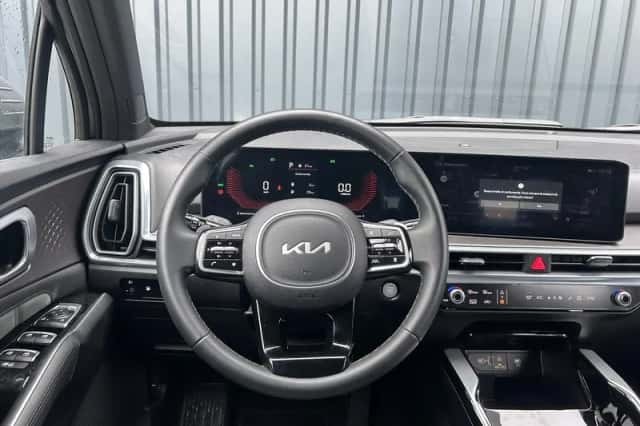 Kia Sorento (2025) thumbnail 16
