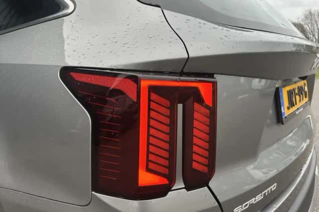 Kia Sorento (2025) thumbnail 9