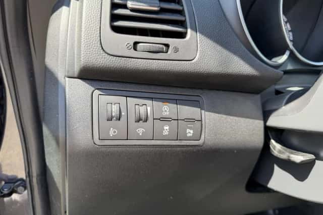 Kia Venga (2017) thumbnail 20