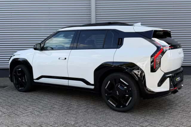 Kia EV3 (2026) thumbnail 3