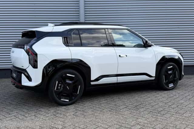 Kia EV3 (2026) thumbnail 5