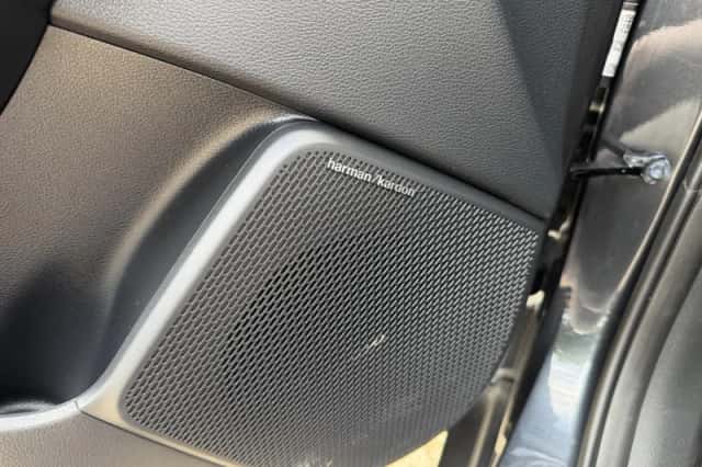Kia Soul EV (2022) thumbnail 17