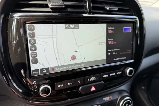 Kia Soul EV (2022) thumbnail 21
