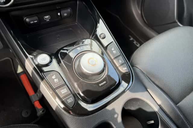 Kia Soul EV (2022) thumbnail 23