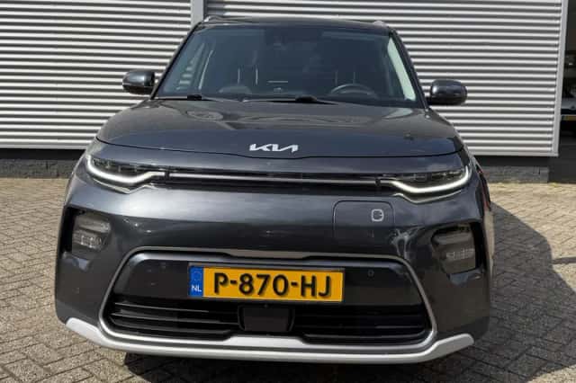 Kia Soul EV (2022) thumbnail 8