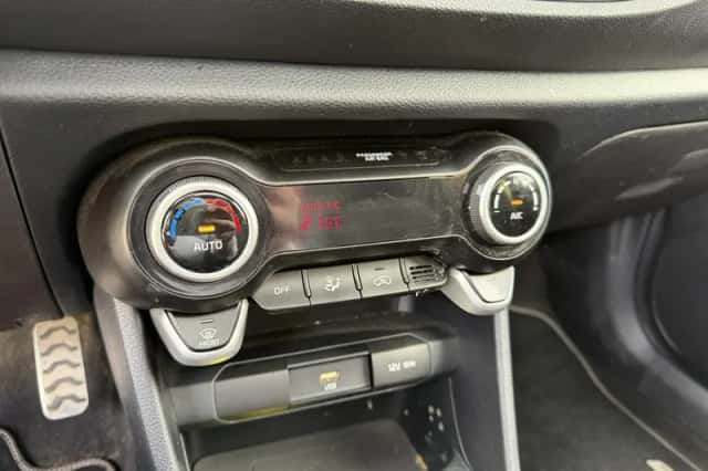 Kia Picanto (2021) thumbnail 22