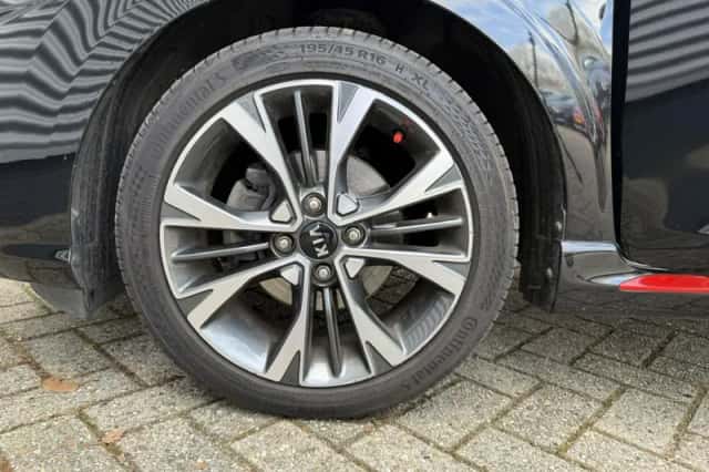 Kia Picanto (2021) thumbnail 25