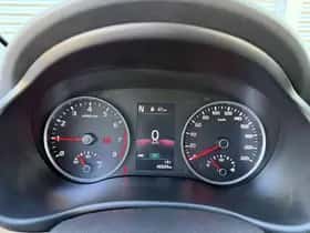 Kia Stonic (2021) thumbnail 14