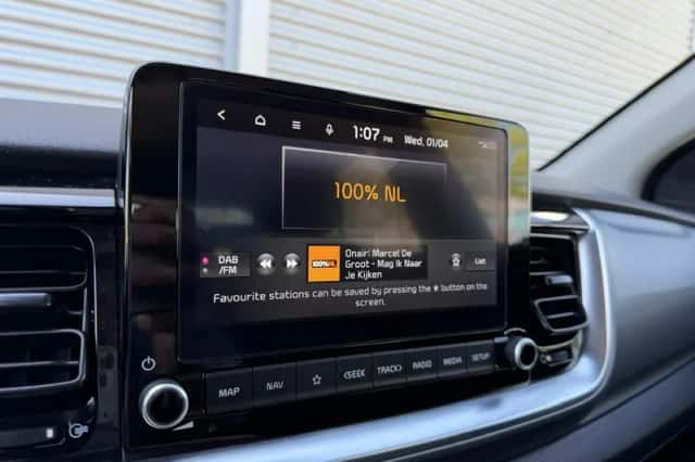 Kia Stonic (2021) thumbnail 21