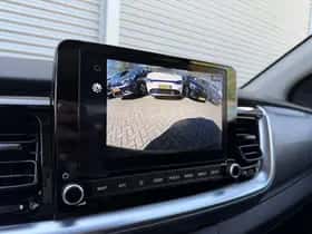 Kia Stonic (2021) thumbnail 22