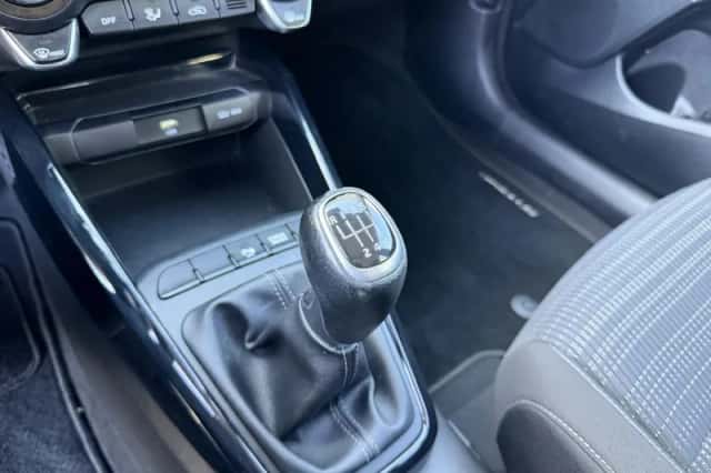 Kia Stonic (2021) thumbnail 24