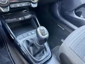 Kia Stonic (2021) thumbnail 24