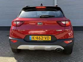 Kia Stonic (2021) thumbnail 4
