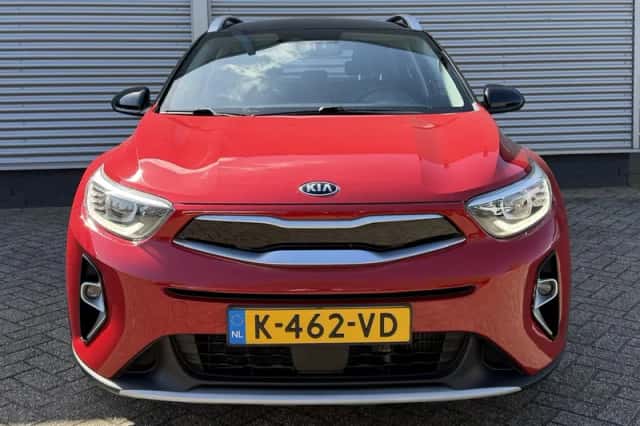 Kia Stonic (2021) thumbnail 8