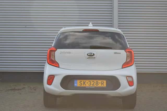 Kia Picanto (2018) thumbnail 3