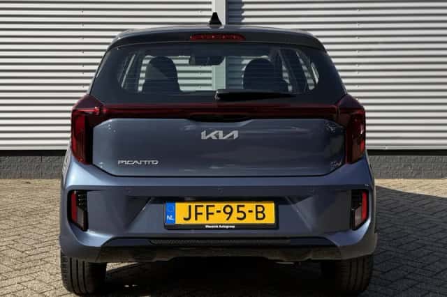 Kia Picanto (2025) thumbnail 4