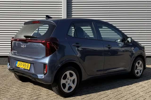 Kia Picanto (2025) thumbnail 5