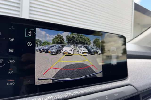 Kia EV3 (2025) thumbnail 25