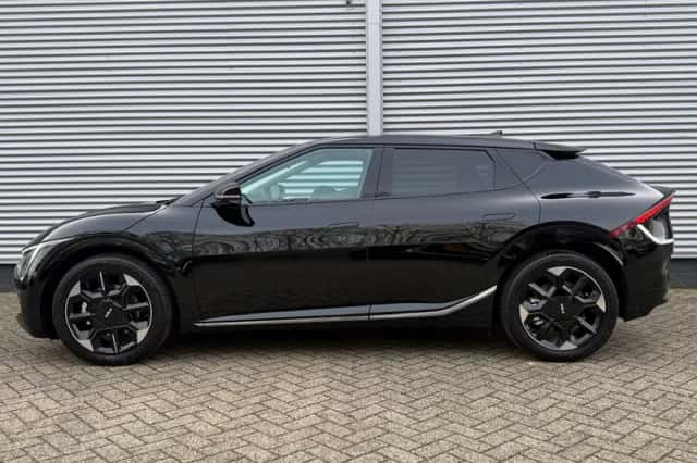 Kia EV6 (2026) thumbnail 3