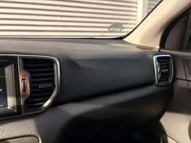Kia Sportage (2016) thumbnail 27