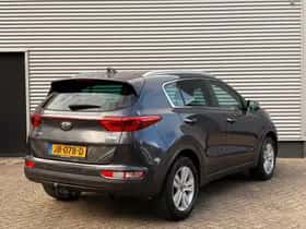 Kia Sportage (2016) thumbnail 5