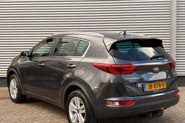 Kia Sportage (2016) thumbnail 7