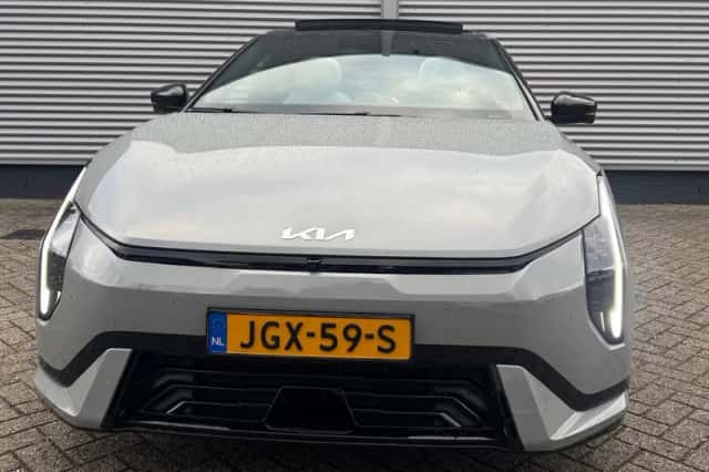 Kia EV4 (2025) thumbnail 9