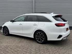 Kia Ceed Sportswagon (2024) thumbnail 4