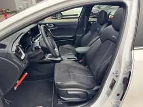 Kia Ceed Sportswagon (2024) thumbnail 10