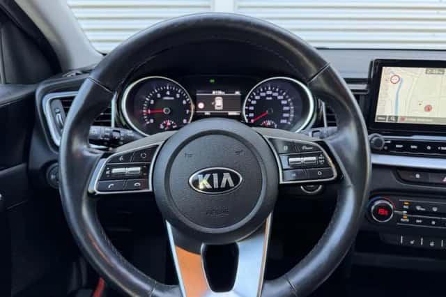 Kia XCeed (2021) thumbnail 12