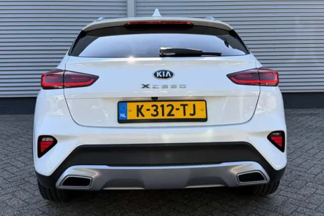 Kia XCeed (2021) thumbnail 4