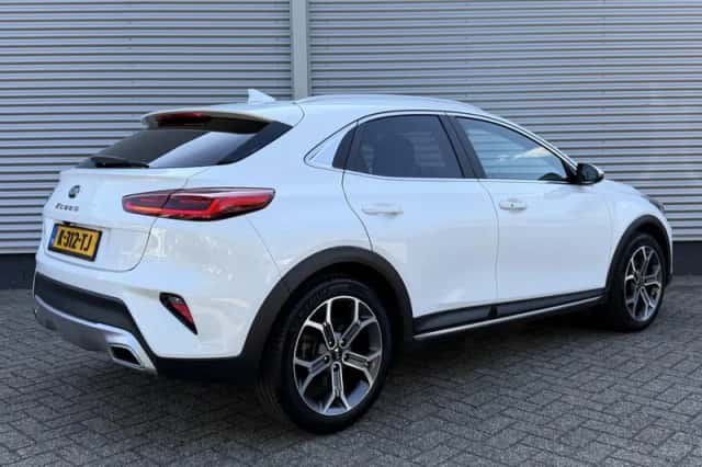 Kia XCeed (2021) thumbnail 5