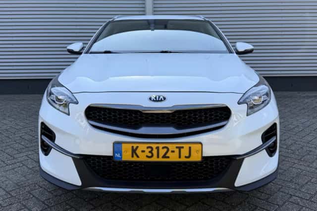 Kia XCeed (2021) thumbnail 8