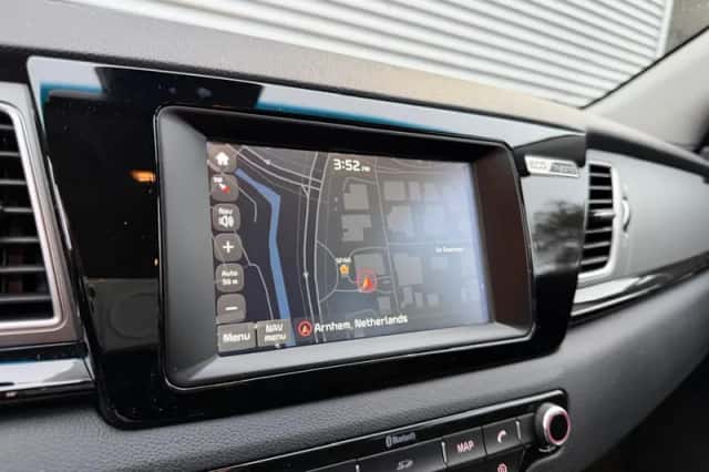 Kia Niro (2016) thumbnail 20