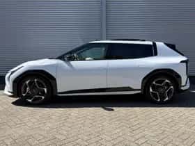 Kia EV4 (2026) thumbnail 2