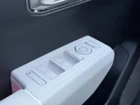 Kia EV4 (2026) thumbnail 19
