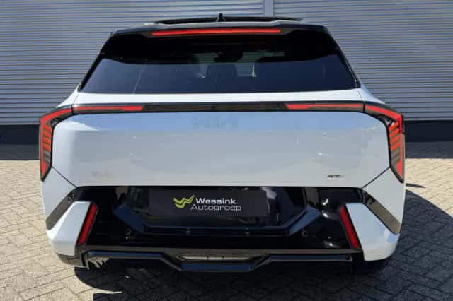 Kia EV4 (2026) thumbnail 4