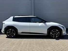 Kia EV4 (2026) thumbnail 6